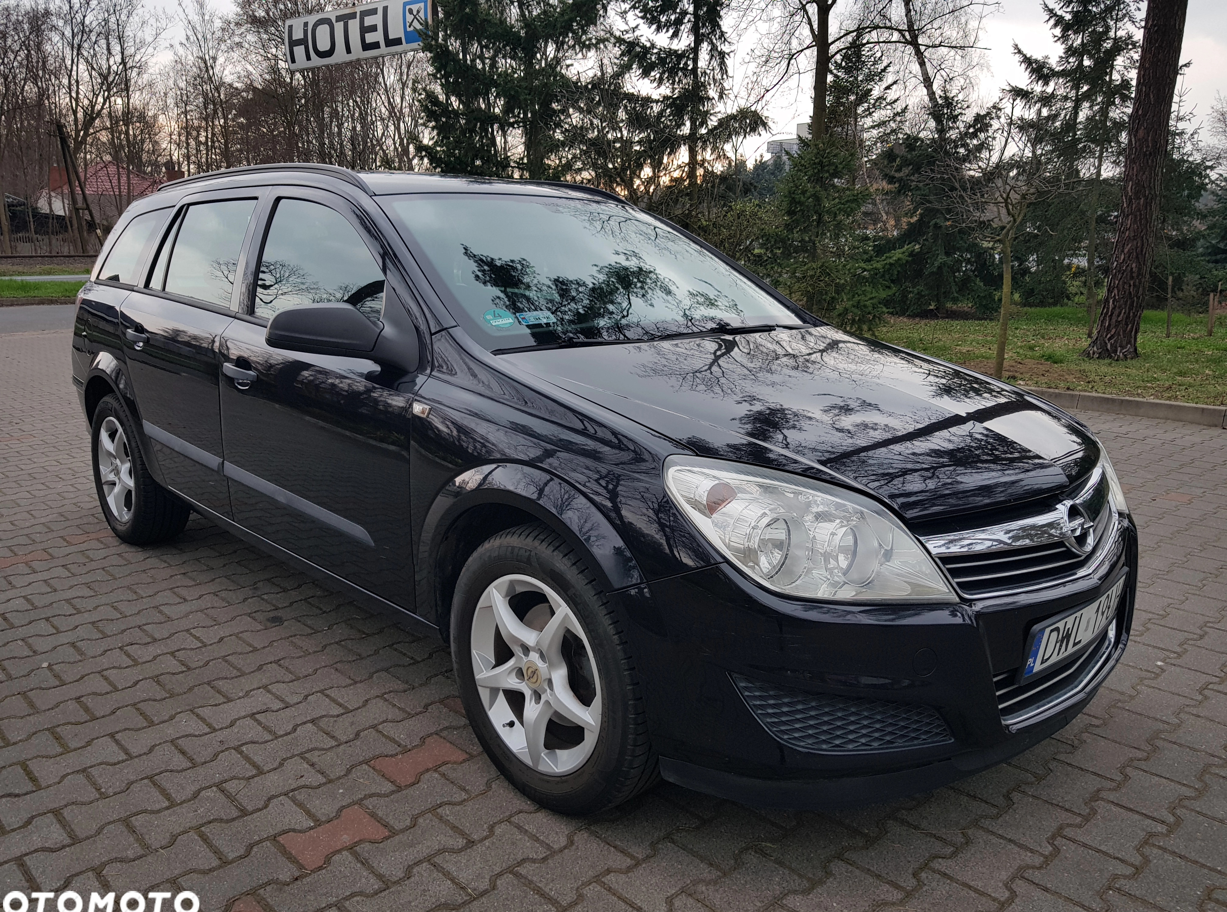 Opel Astra cena 10900 przebieg: 220500, rok produkcji 2007 z Łaskarzew małe 562